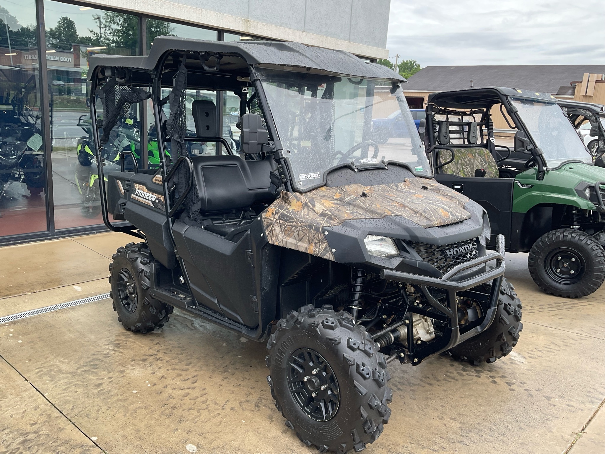 2021 Honda Pioneer 700-4 Deluxe in johnson city TN