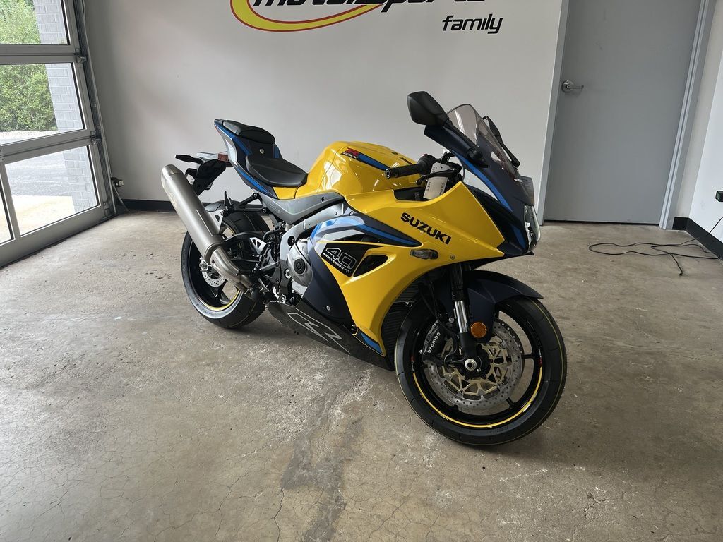 2027 Suzuki GSX-R1000 1000 in Barrington, IL