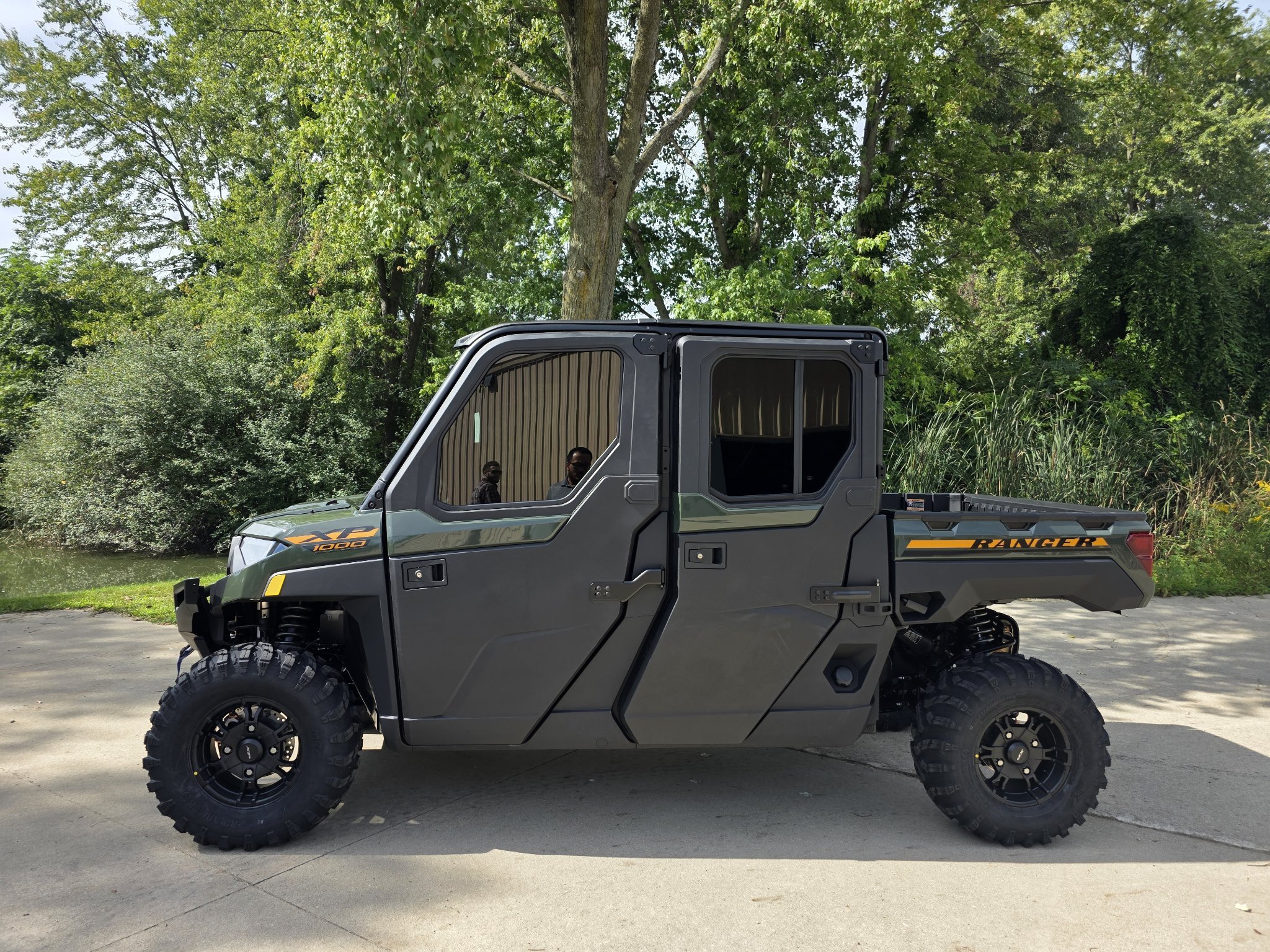 2027 Polaris Ranger Crew XP 1000 NorthStar Ultimate in cement city MI