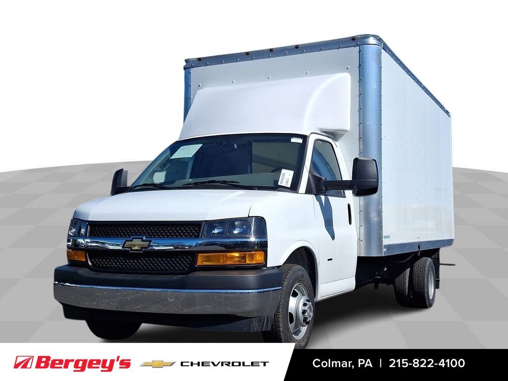 2025 CHEVROLET Express 3500 in Colmar, PA