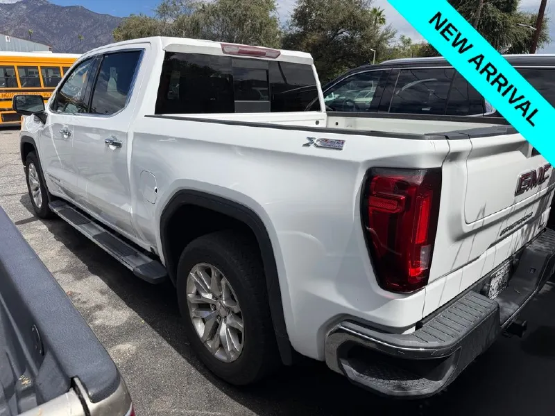 2021 GMC SIERRA