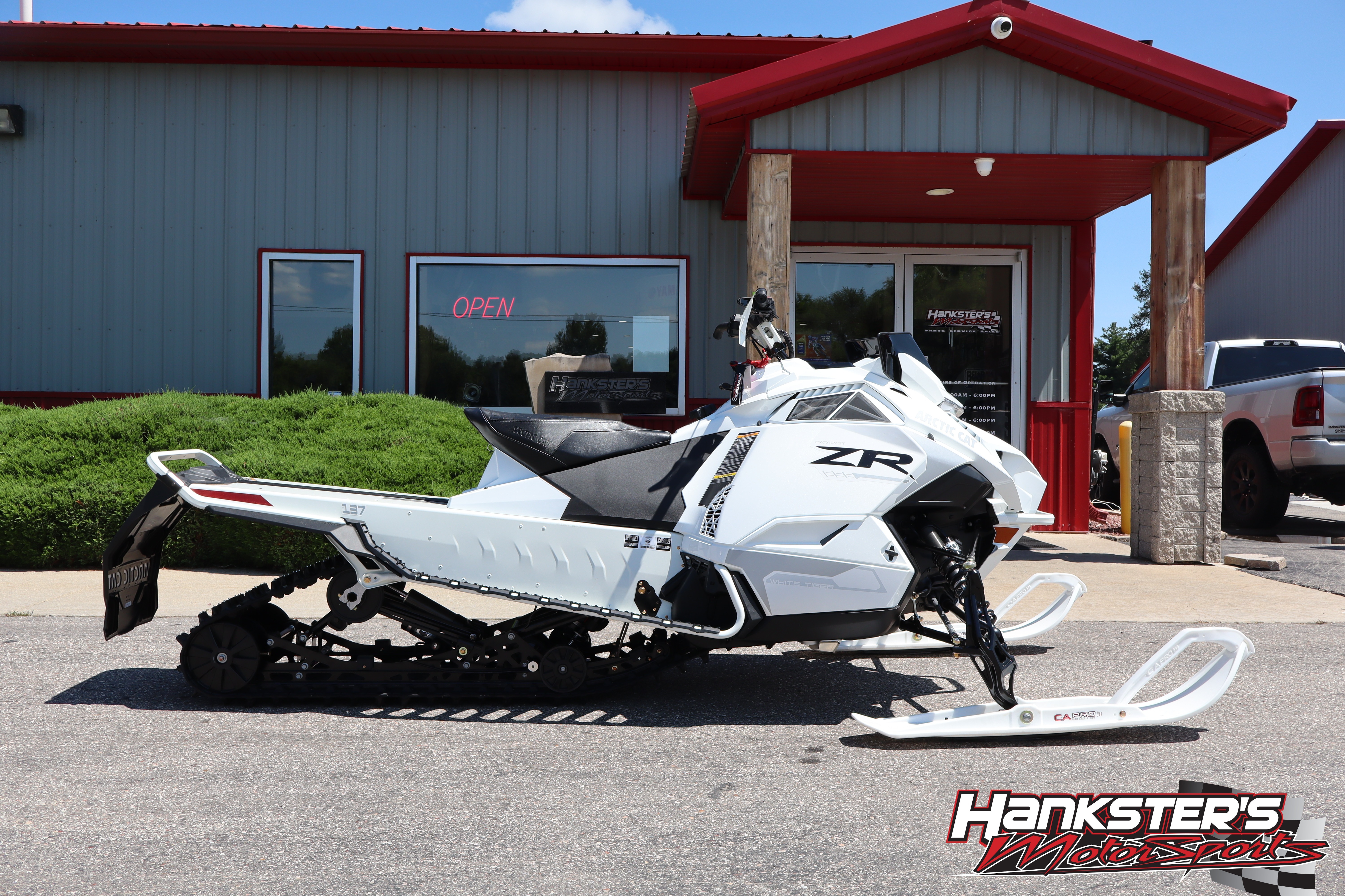 2027 Arctic Cat ZR 858 White Tiger 137 ES WHITE TIGER 137 1.3 AWS ES AC G8 DISPLAY in janesville WI