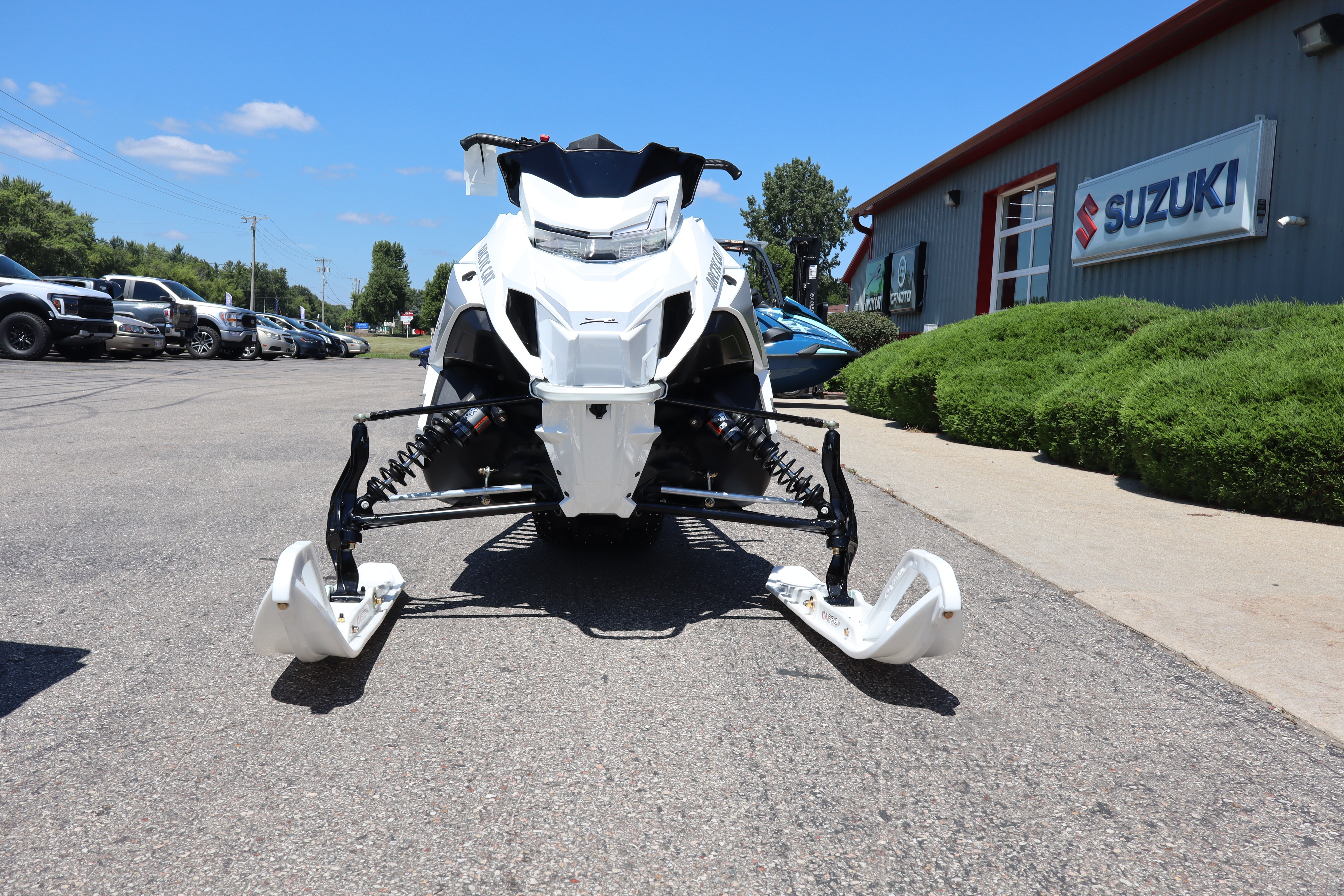 2027 Arctic Cat ZR 858 White Tiger 137 ES WHITE TIGER 137 1.3 AWS ES AC G8 DISPLAY in janesville WI