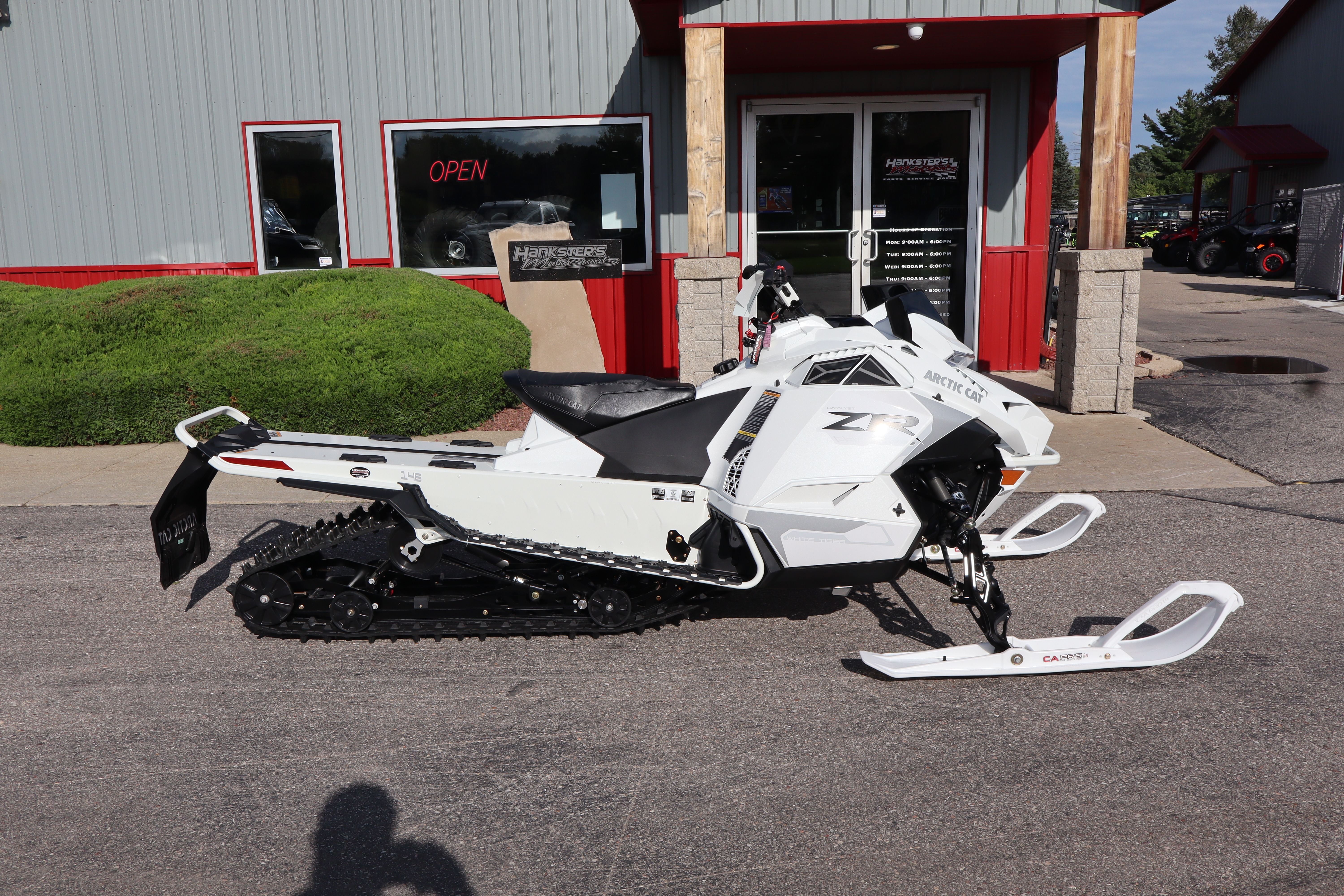 2027 Arctic Cat ZR 858 White Tiger 146 ES WHITE TIGER 137 1.3 AWS ES AC G8 DISPLAY in janesville WI