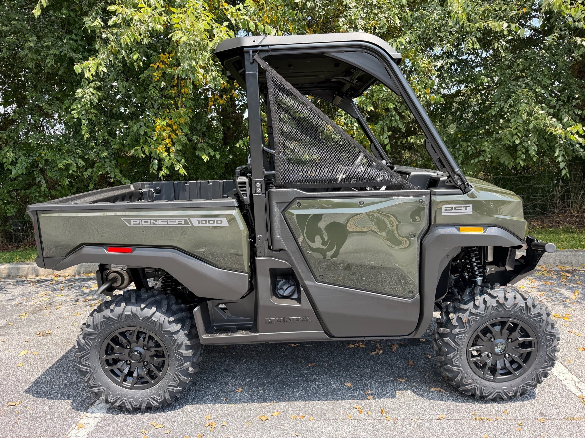 2026 Honda Pioneer 1000 Deluxe in hendersonville NC