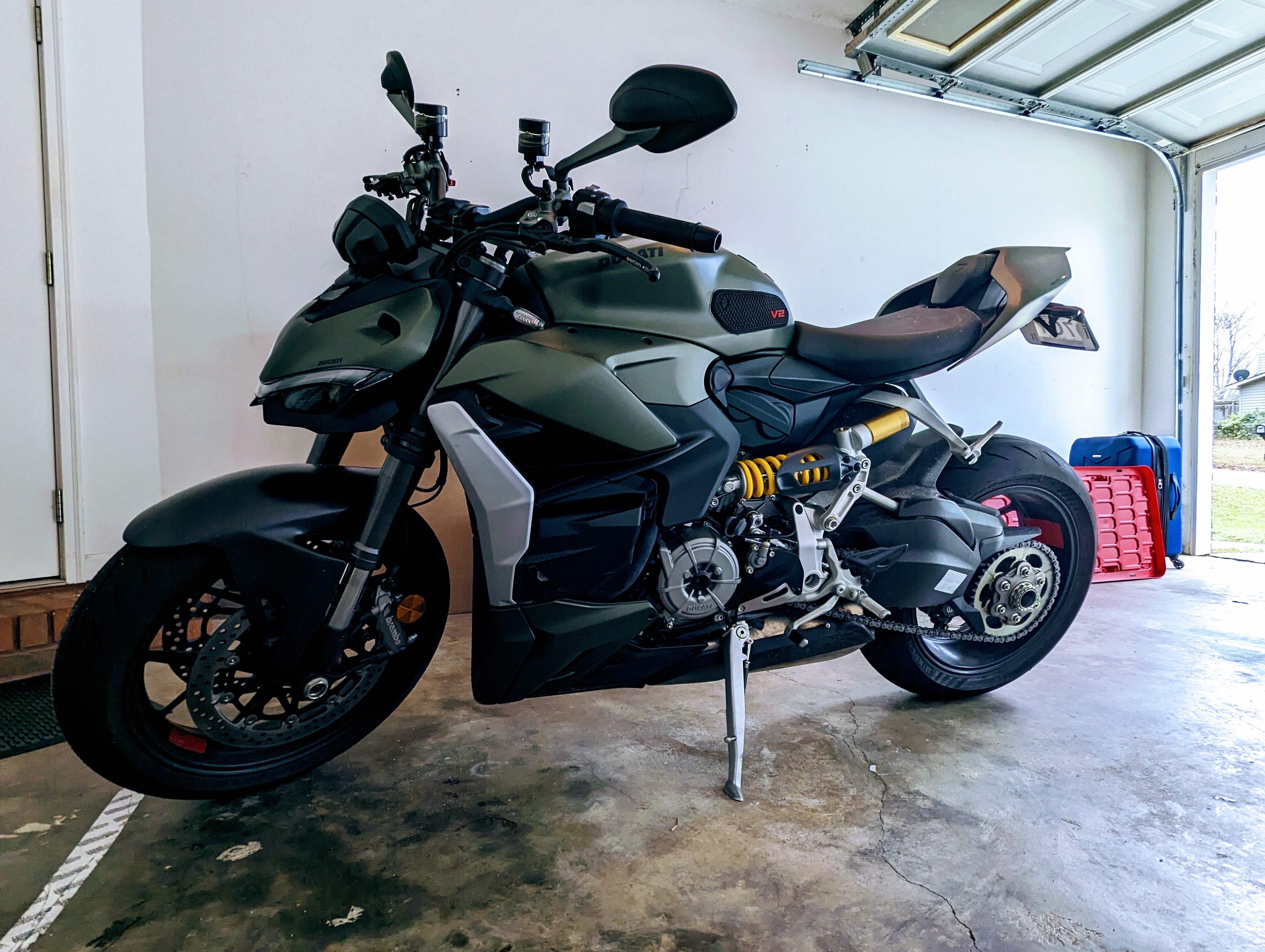 2022 Ducati STREETFIGHTER V2 V2 in Nolanville, TX