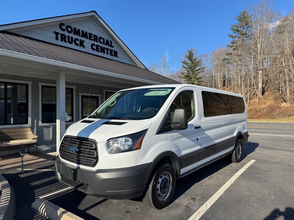 2018 FORD TRANSIT 350 in Fairview, NC
