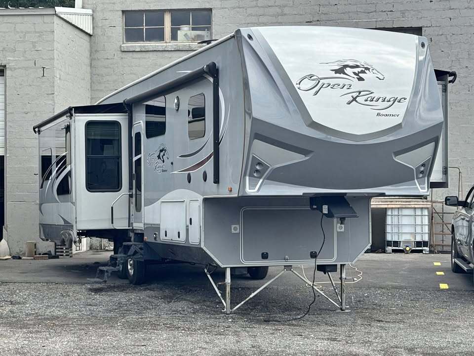 2016 Highland Ridge OPEN RANGE ROAMER RF347RES in syracuse NY