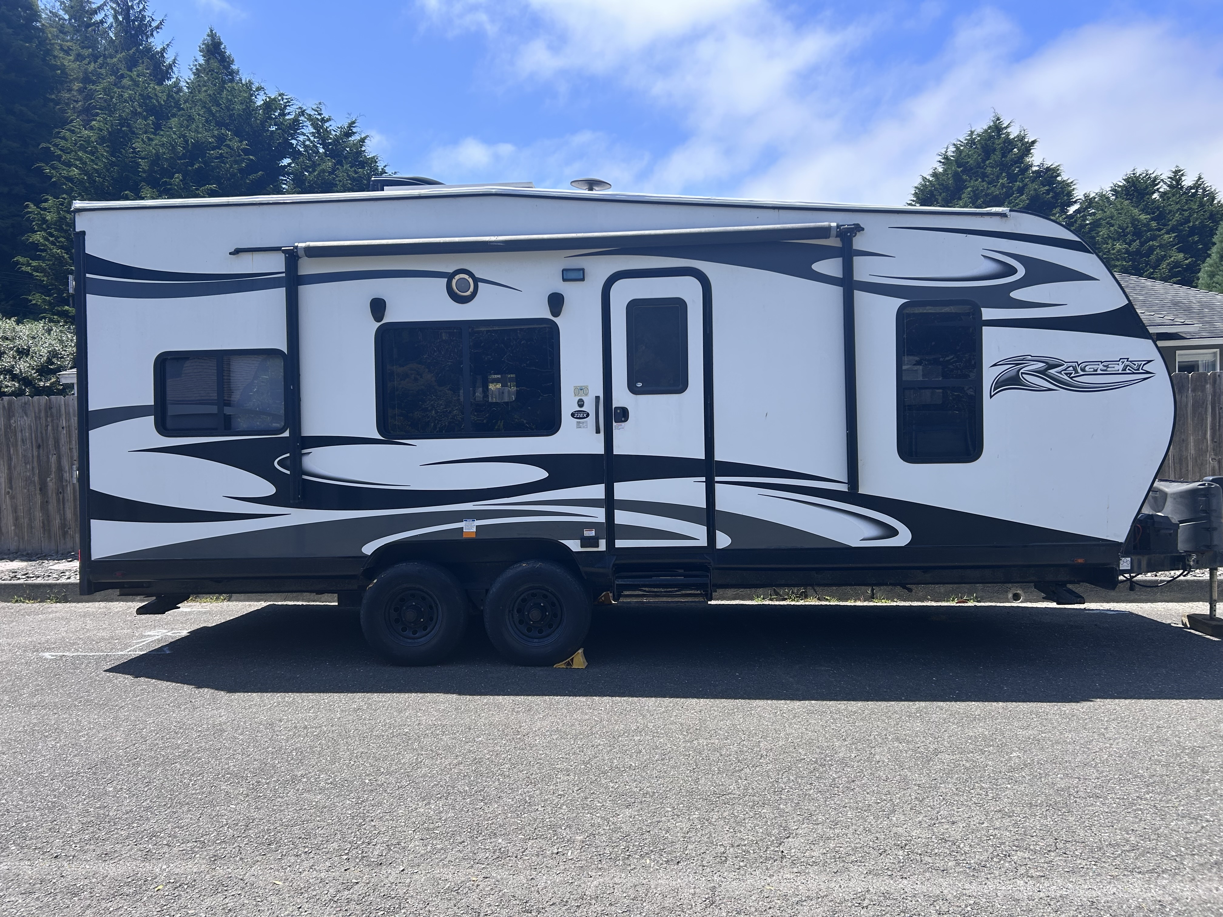 2019 Pacific Coachworks RAGE'N 22EX RV