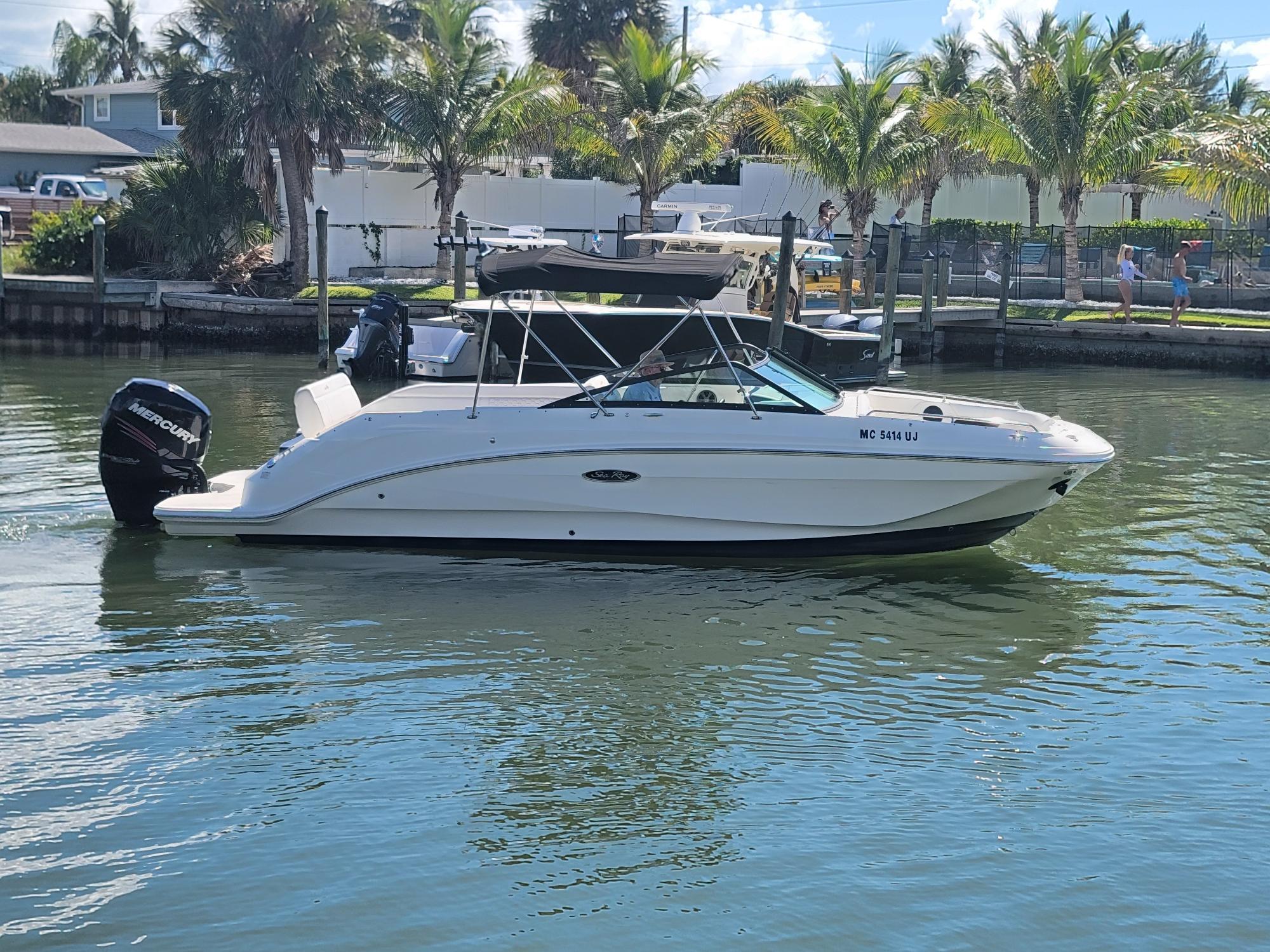 2019 Sea Ray 250 SDX 290 OUTBOARD in nokomis FL