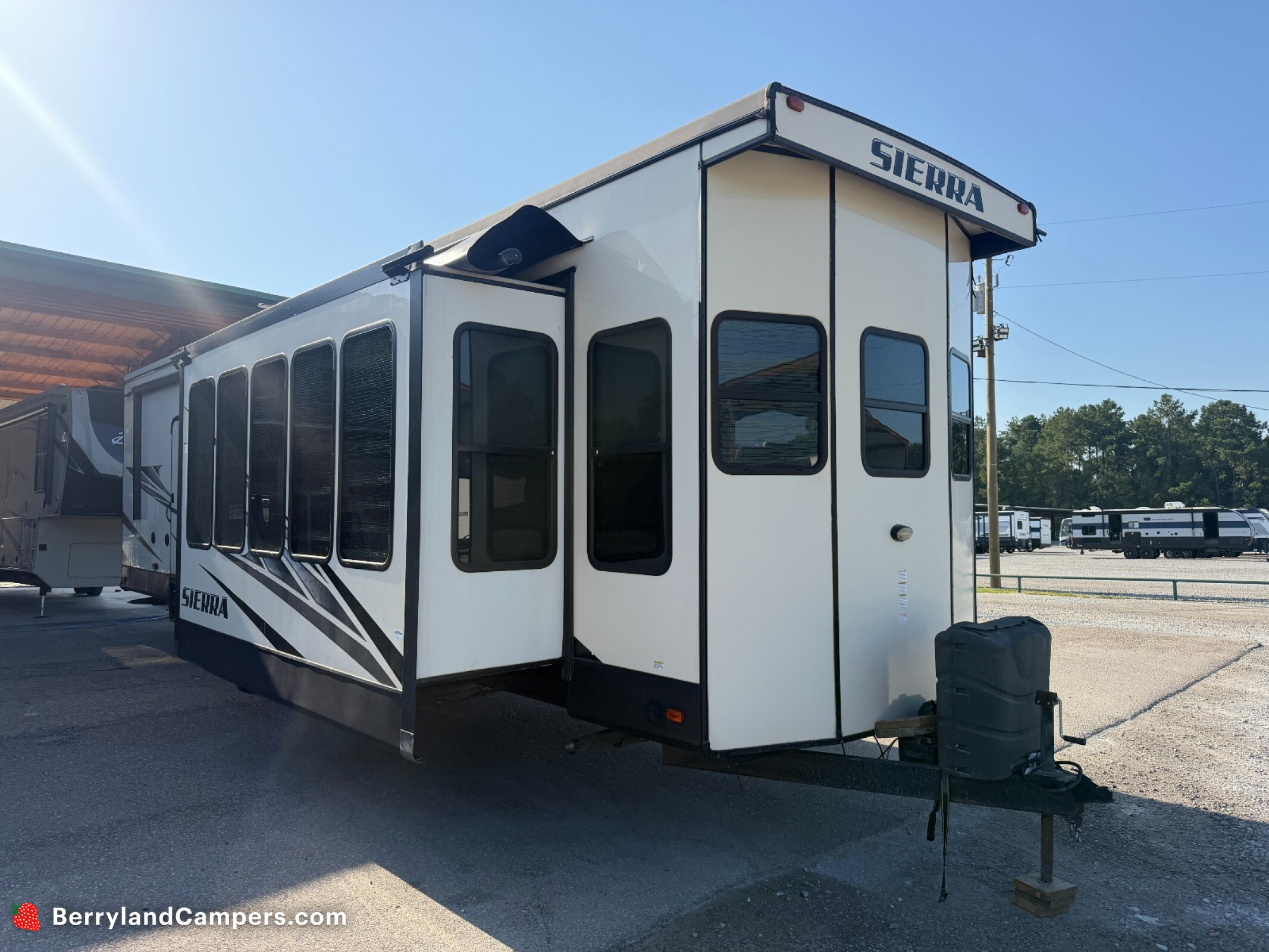 2019 Forest River Sierra Destination 401FLX RV