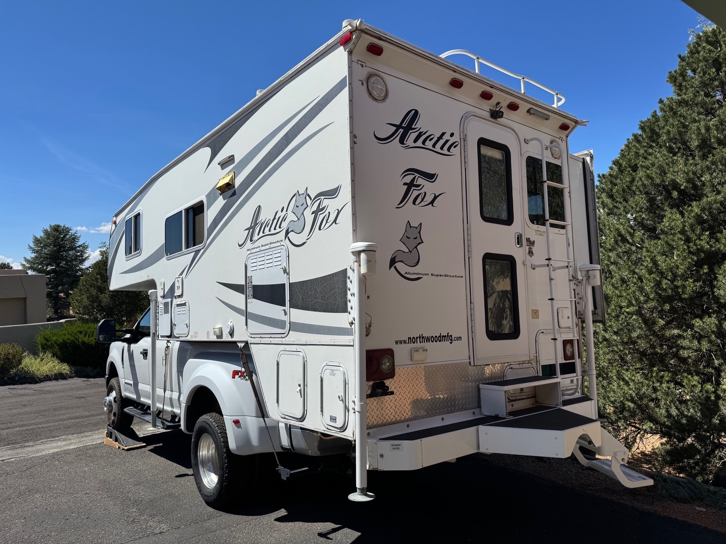 2015 Northwood Mfg ARCTIC FOX CAMPER 1150 in albquerque NM