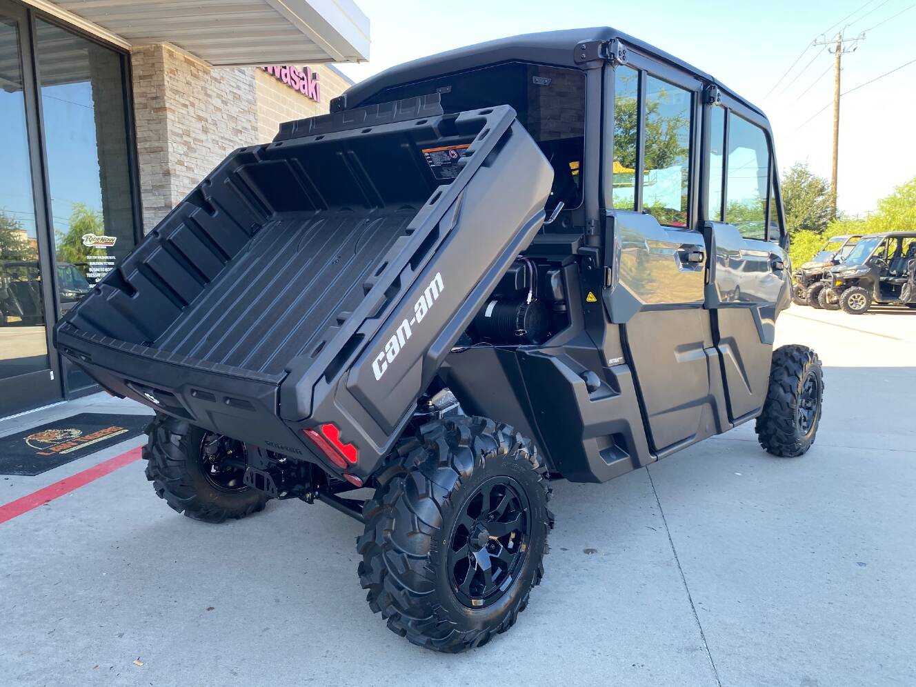 A photo of this 2027 Can-Am Defender MAX DPS CAB HD10 Dolomite Grey