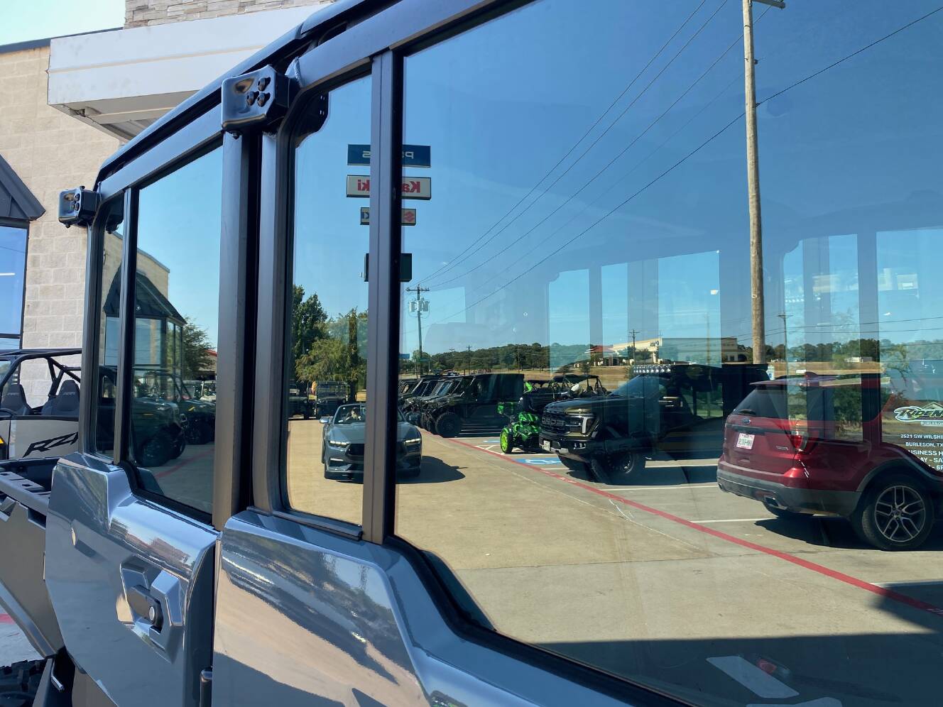 A photo of this 2027 Can-Am Defender MAX DPS CAB HD10 Dolomite Grey