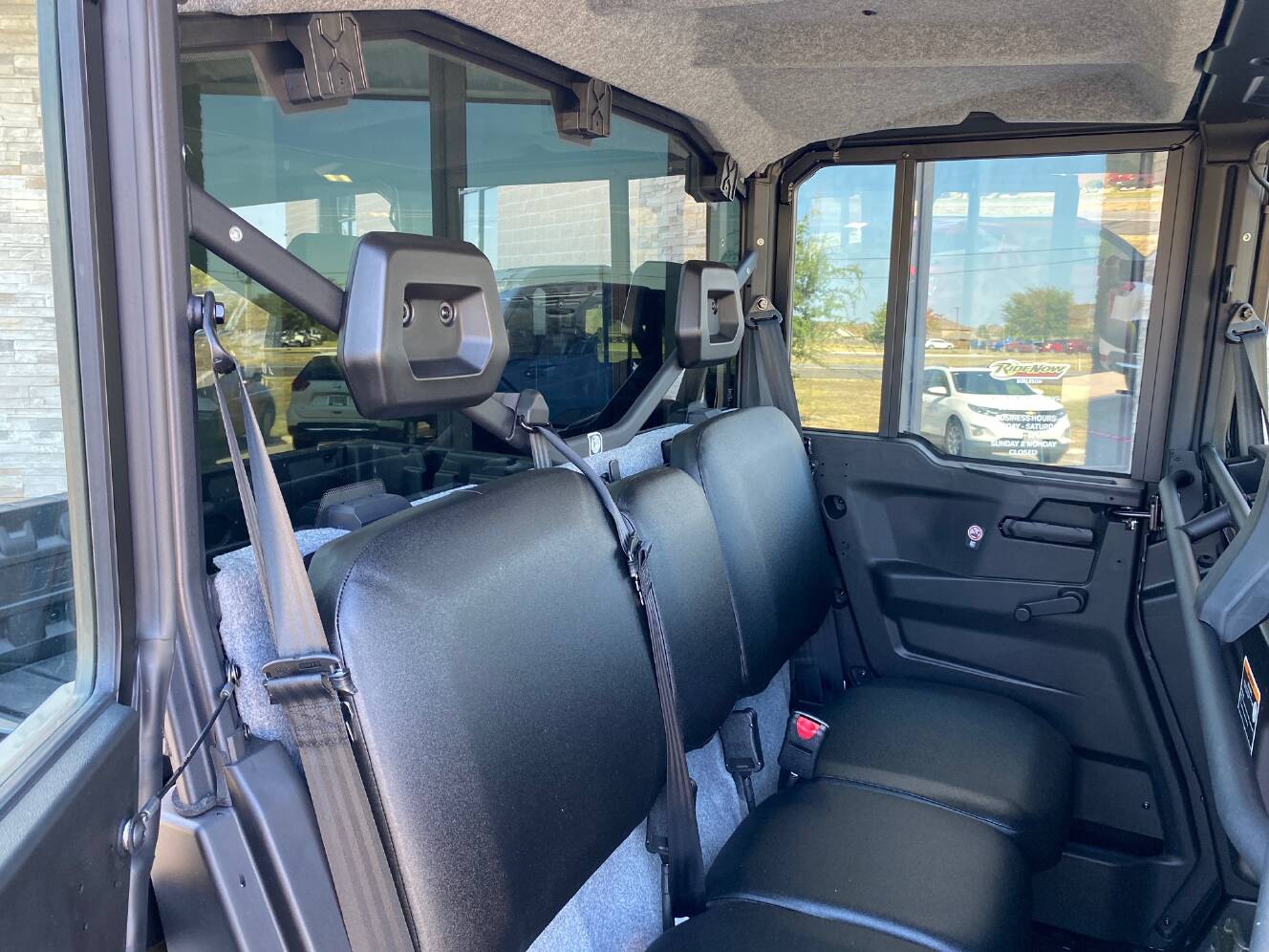 A photo of this 2027 Can-Am Defender MAX DPS CAB HD10 Dolomite Grey