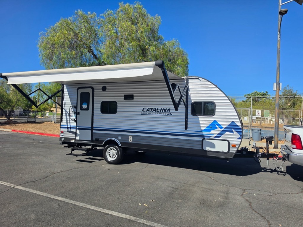 2022 Coachmen CATALINA SUMMIT SERIES 184FQS RV