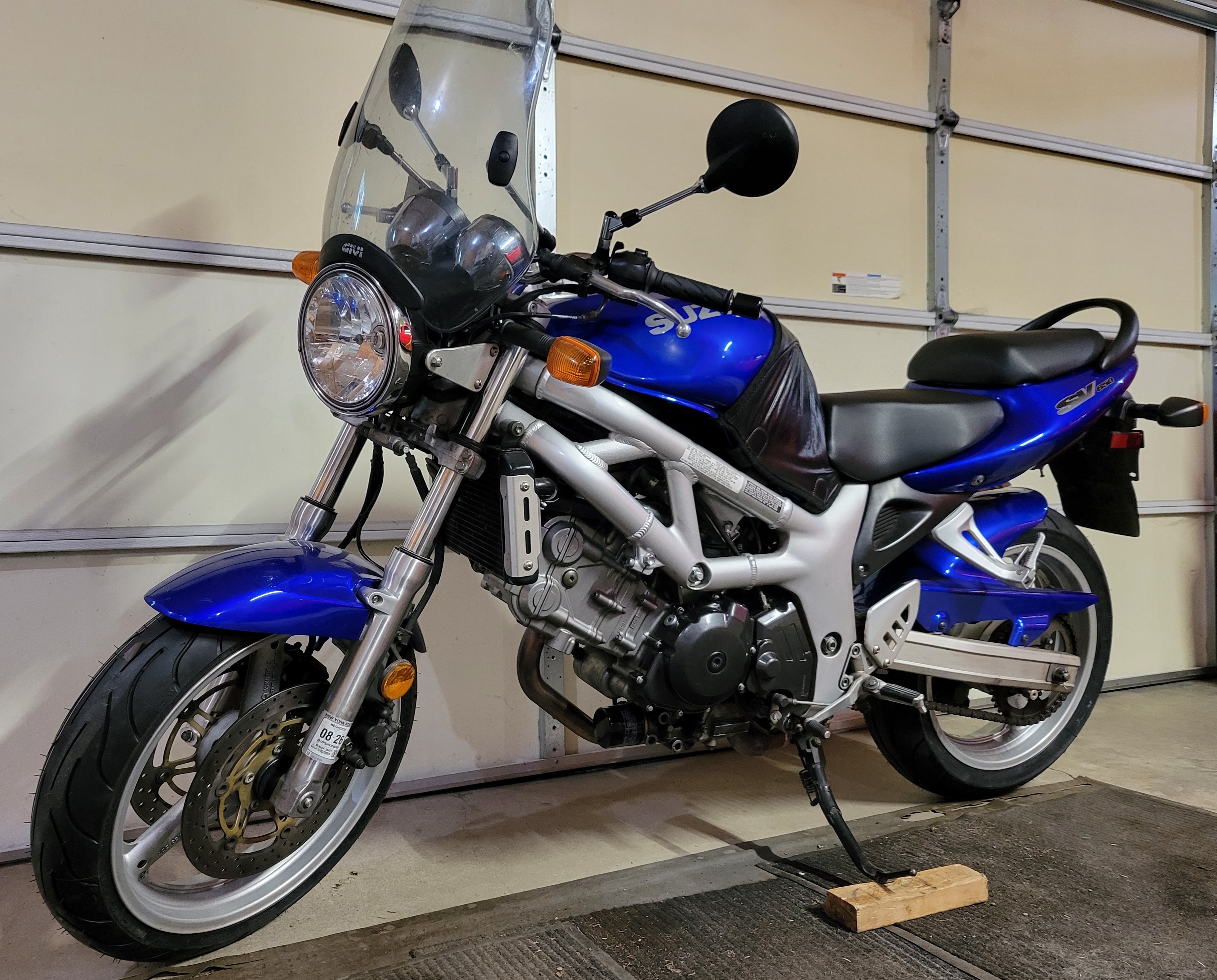 2001 Suzuki V650 S in addison NY