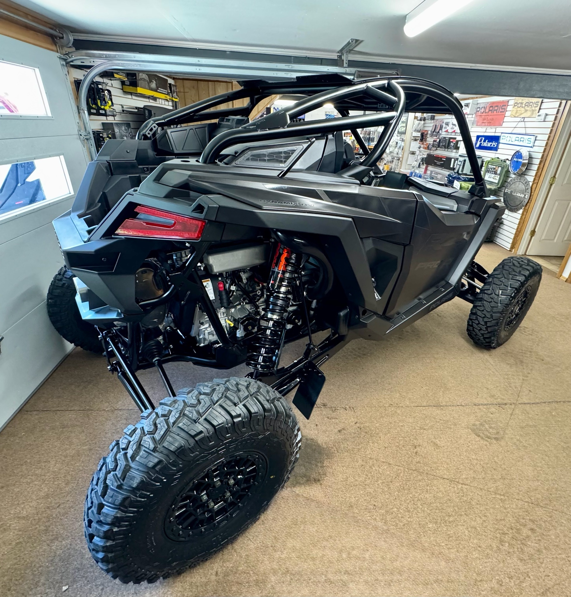 2026 Polaris RZR Pro R Ultimate in mars PA