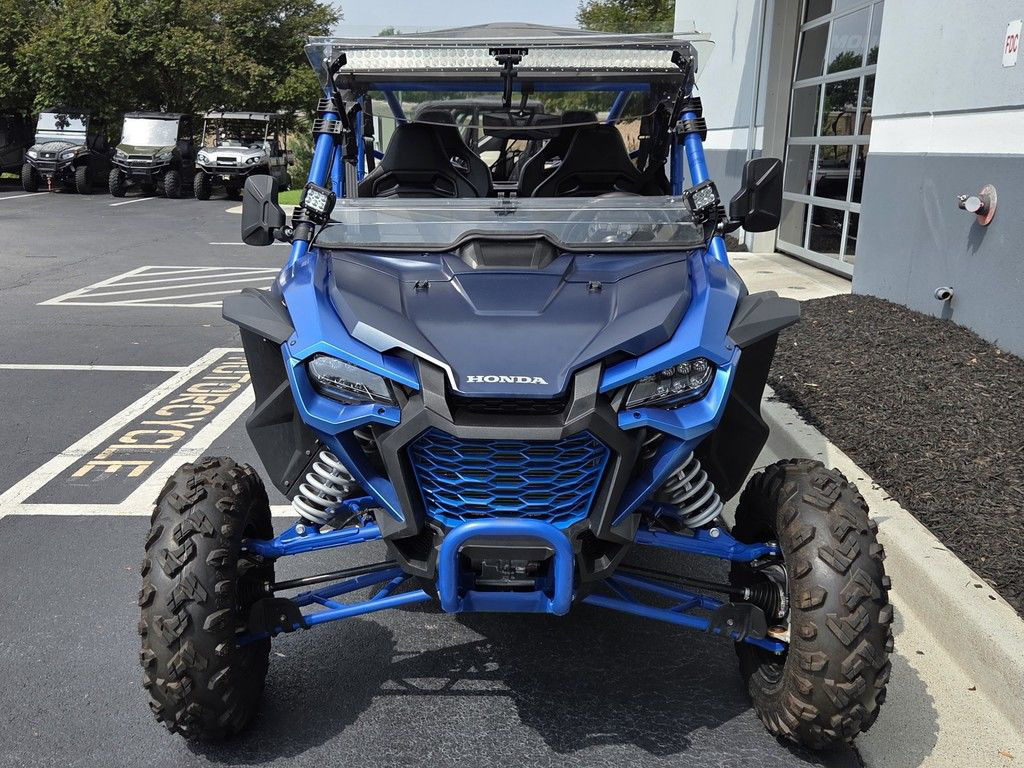 2024 Honda Talon 1000R 4 FOX Live Valve 1000R FOX LIVE VALVE in buford GA