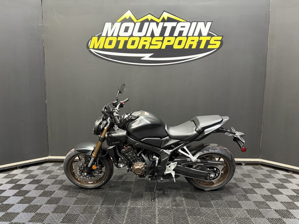 2026 Honda CB650R E-Clutch BASE in Buford, GA