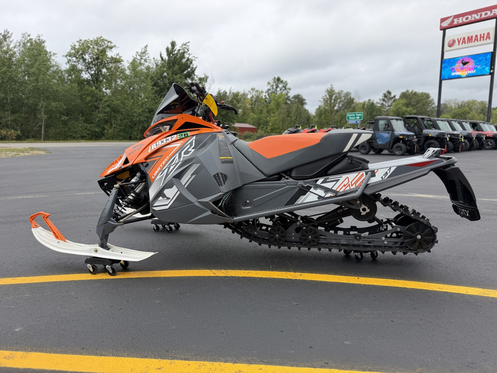 2022 Arctic Cat ZR 6000 L 137 in grand rapids MN
