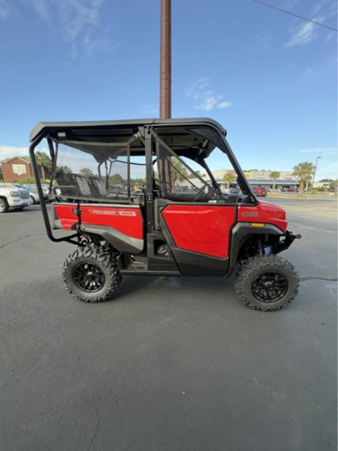 A photo of this 2026 Honda Pioneer 1000-5 Deluxe