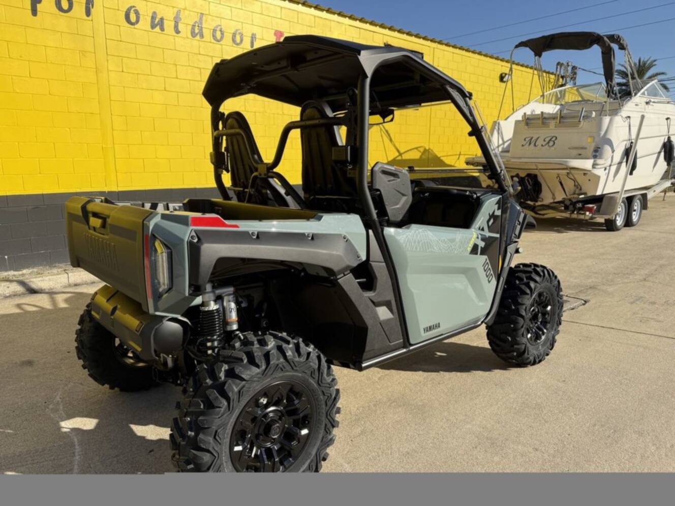 A photo of this 2026 Yamaha Wolverine X2 1000 Xt-R