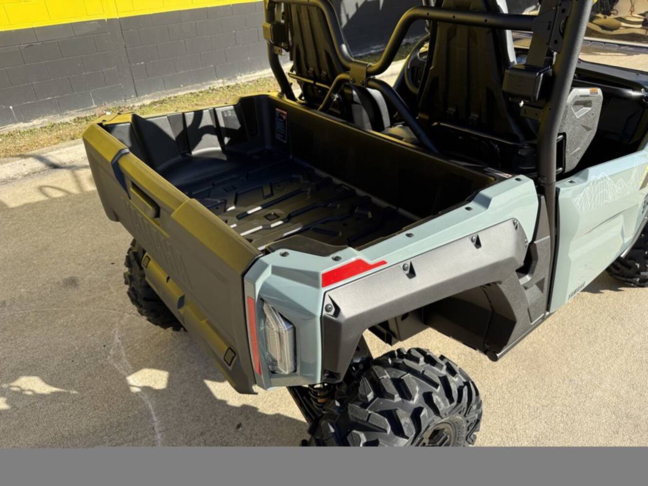 A photo of this 2026 Yamaha Wolverine X2 1000 Xt-R