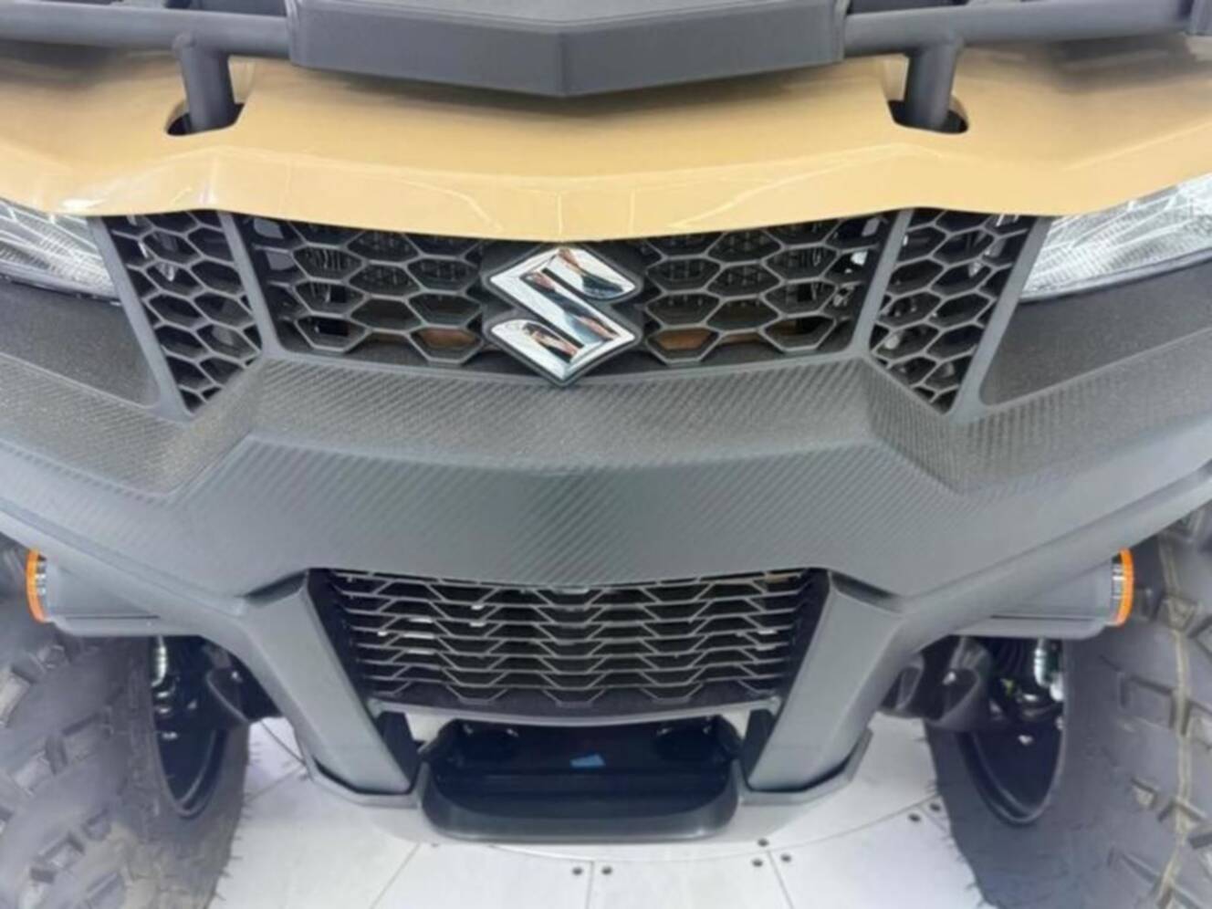 A photo of this 2026 Suzuki KingQuad 500 AXi Power Steering