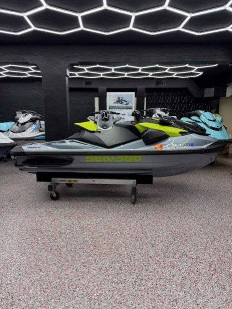 2025 Sea-Doo RXP-X 325 iBR Ice Metal / Manta Green in tequesta FL