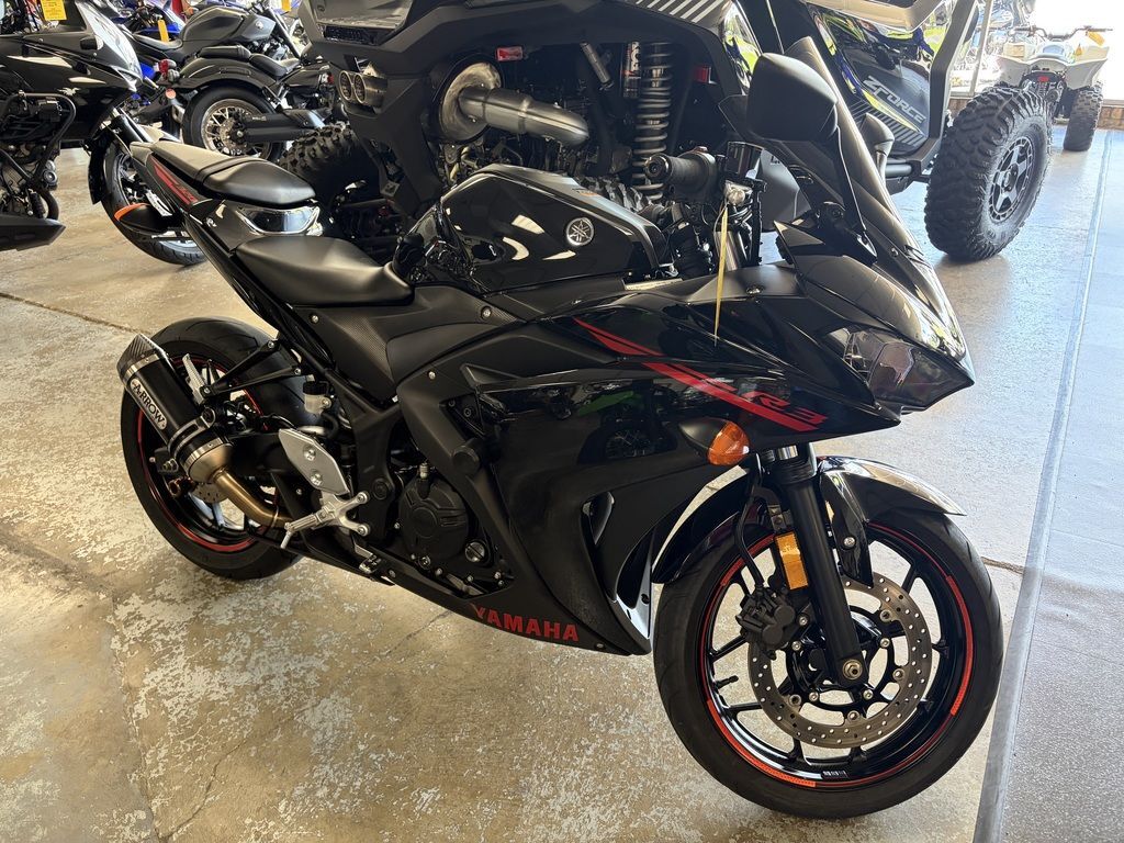2015 Yamaha YZF-R3 R3 in Harrisonburg, VA