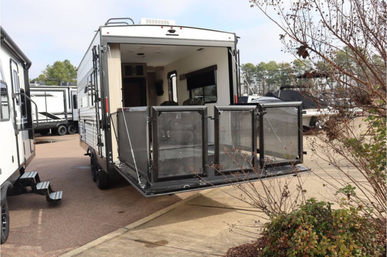 A photo of this 2026 Grand Design Momentum MAV 17MAV