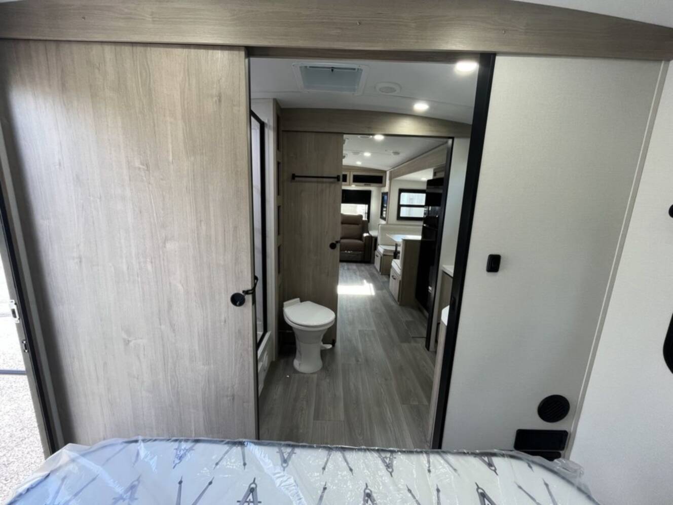 A photo of this 2026 Grand Design Imagine 2500RL