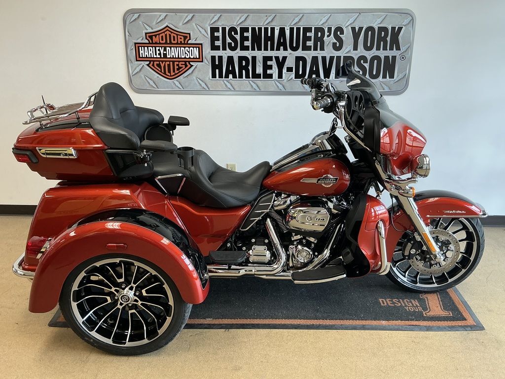 2025 Harley-Davidson® FLHTCUTG - Tri Glide® Ultra ULTRA CLASSIC in York, PA
