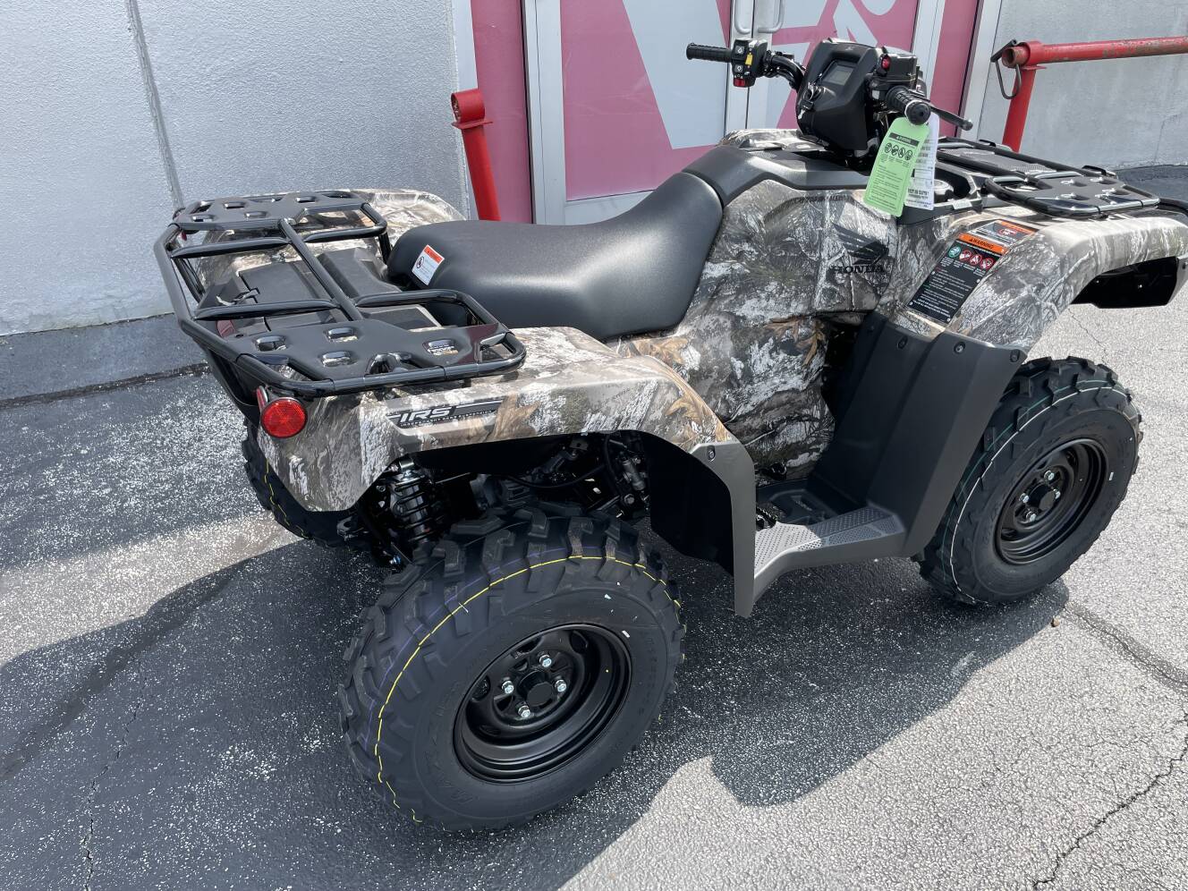 A photo of this 2027 Honda FourTrax Foreman Rubicon 4x4 AUTOMATIC DCT EPS