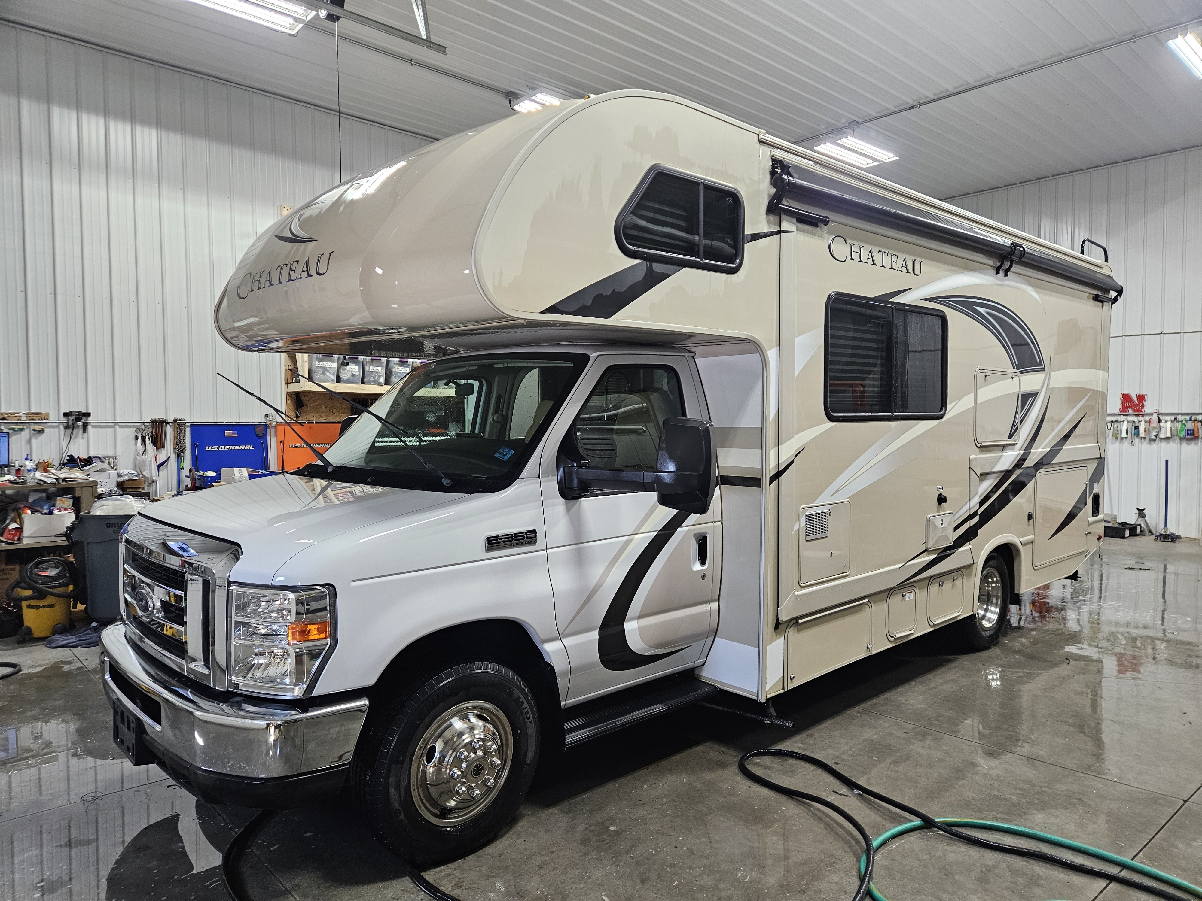 2017 Thor Motor Coach Chateau 24F in beatrice NE