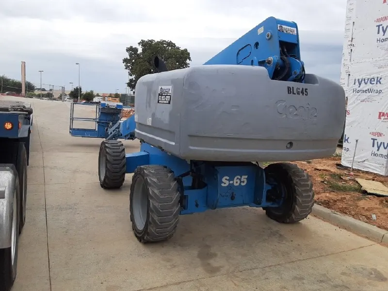 2012 Genie S - 65