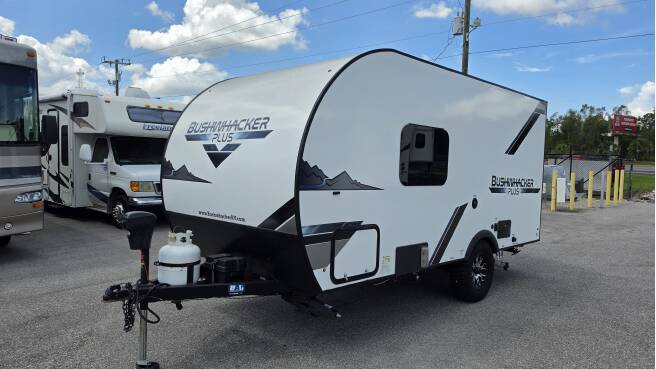 2024 Braxton Creek BUSHWACKER PLUS 17MB RV