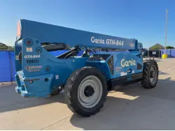 2021 GENIE GTH-844