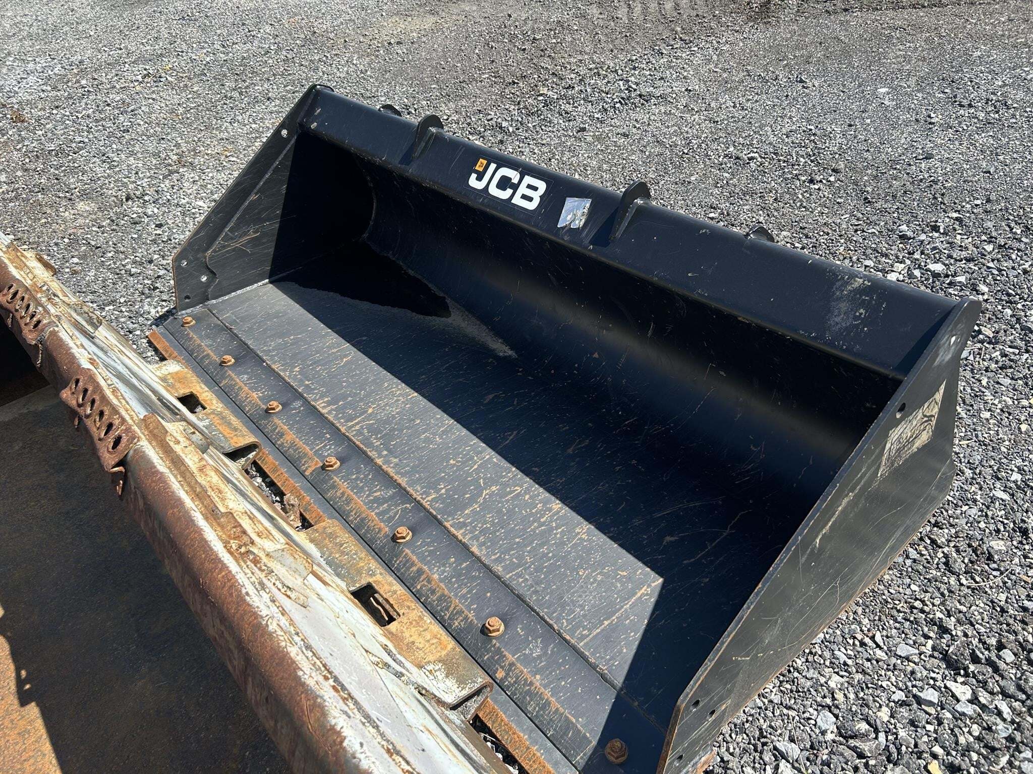 2025 JCB 72" BUCKET in Harrisburg, PA