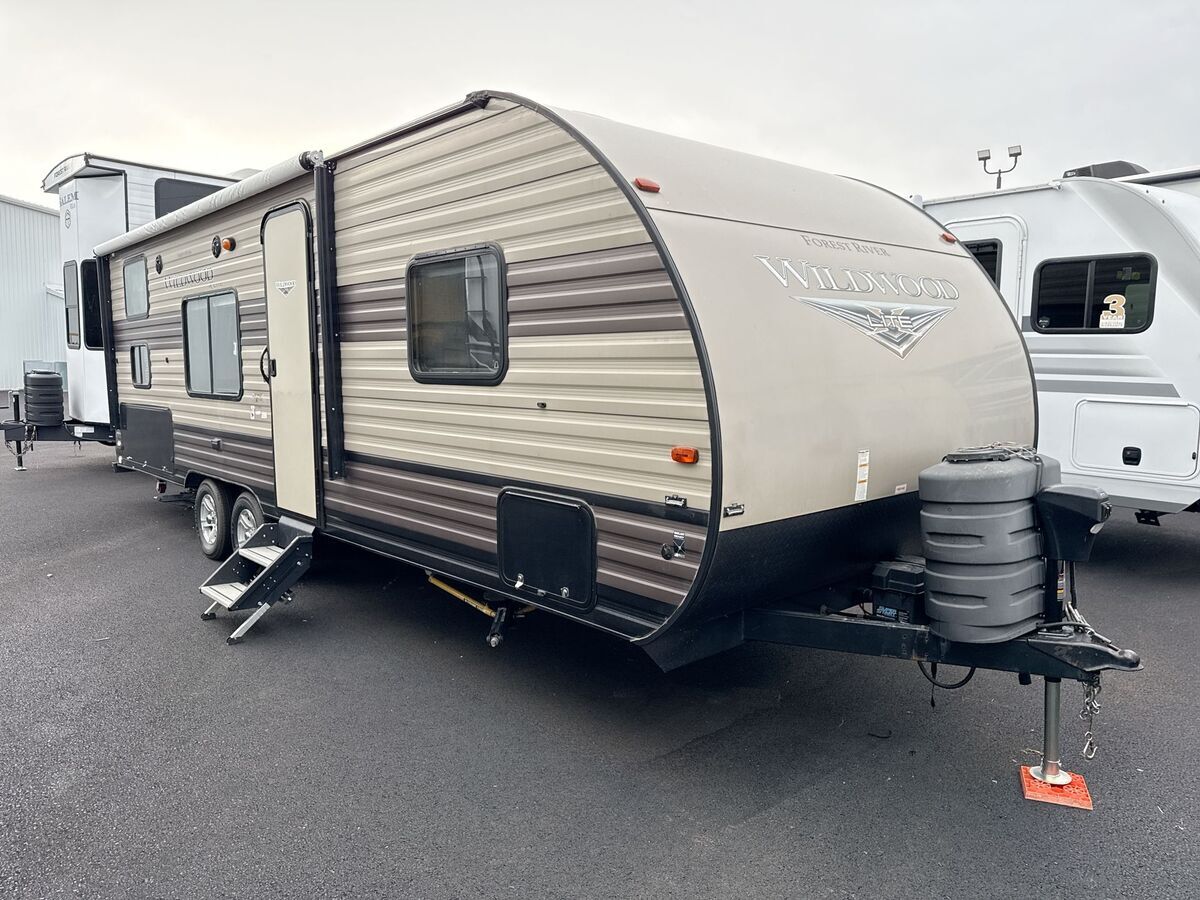 2020 Forest River Wildwood 261BHXL in medford OR