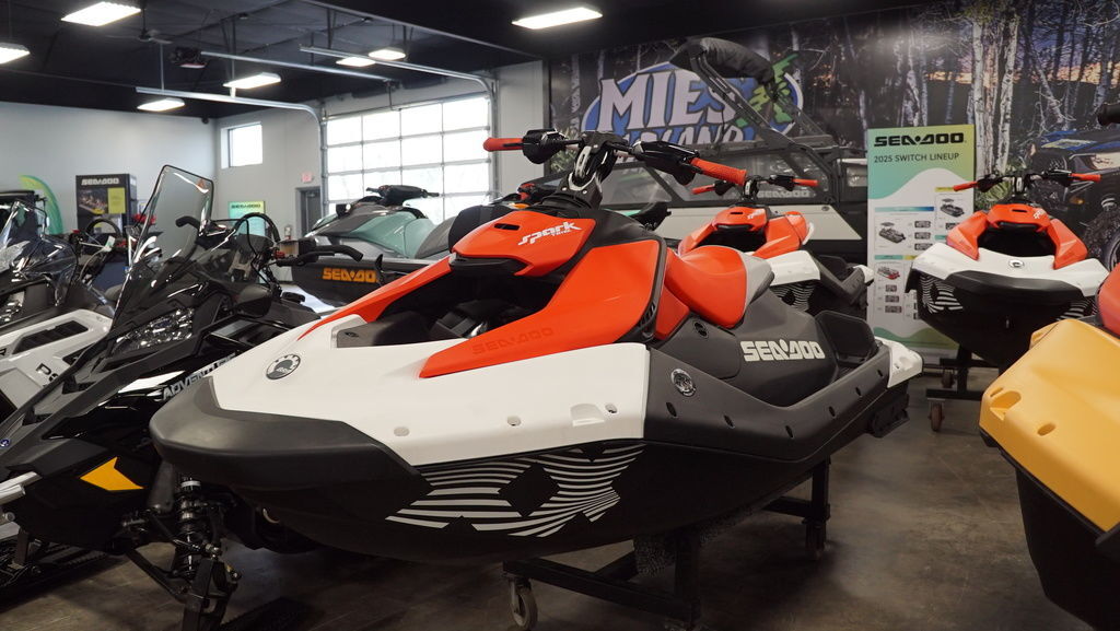 2025 Sea-Doo Spark Trixx for 1 Rotax® 900 ACE - 90 iBR in watkins MN