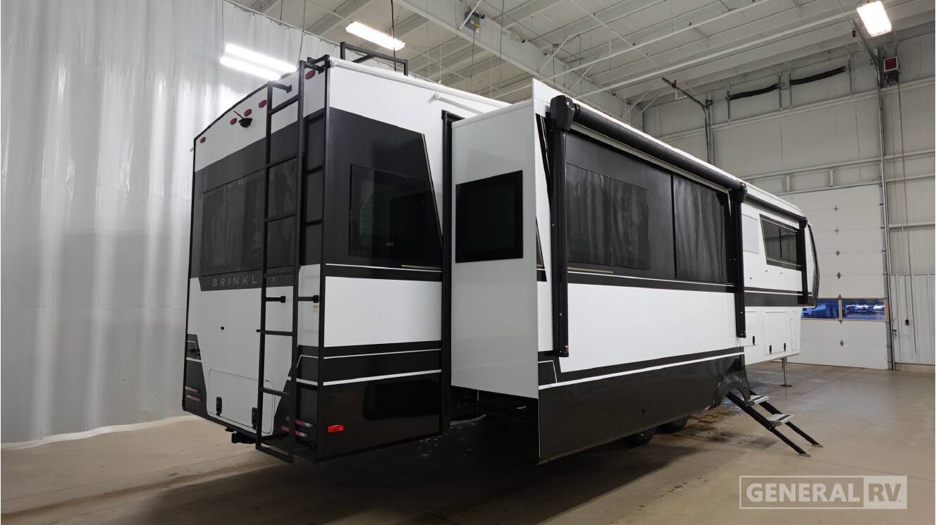 A photo of this 2026 Brinkley MODEL Z 3610