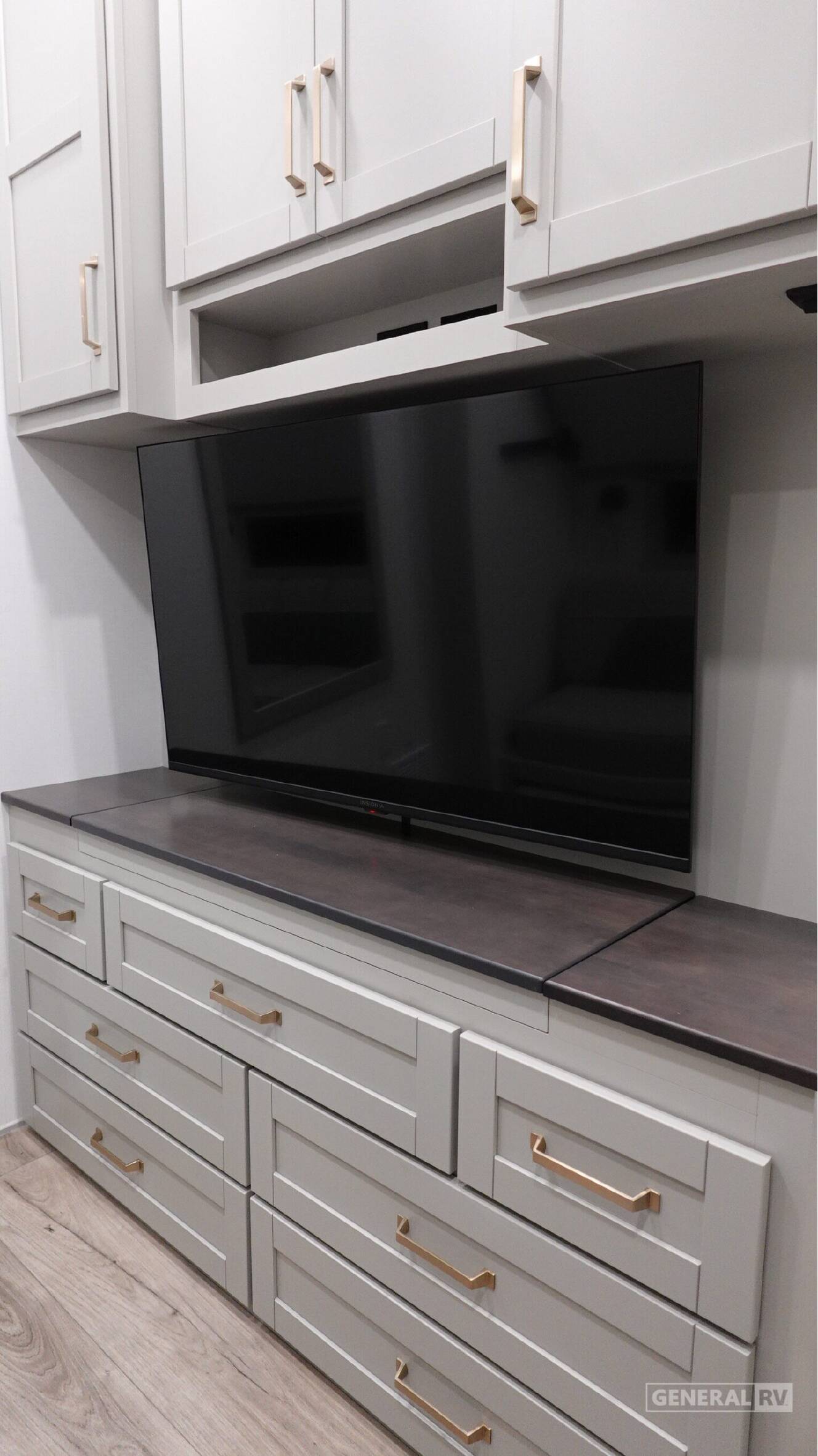 A photo of this 2026 Brinkley MODEL Z 3610