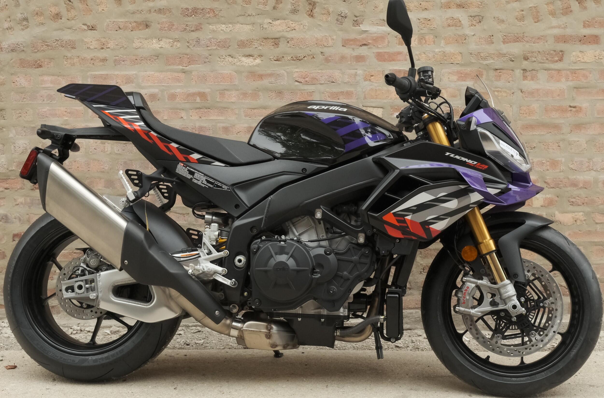 2027 Aprilia Tuono V4 Factory 1100 V4 FACTORY 1100 in Villa Park, IL