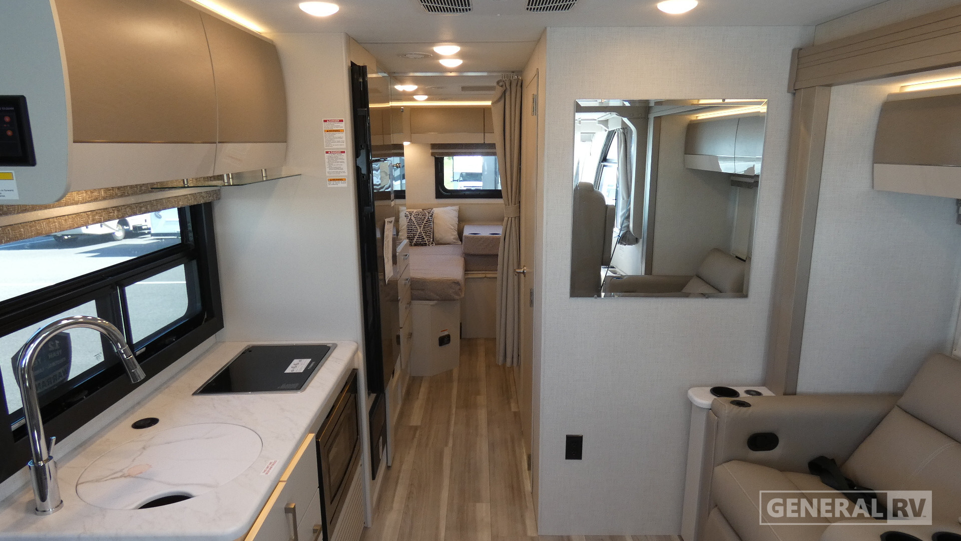2026 Thor Motor Coach VEGAS 26.2 in elizabetown PA