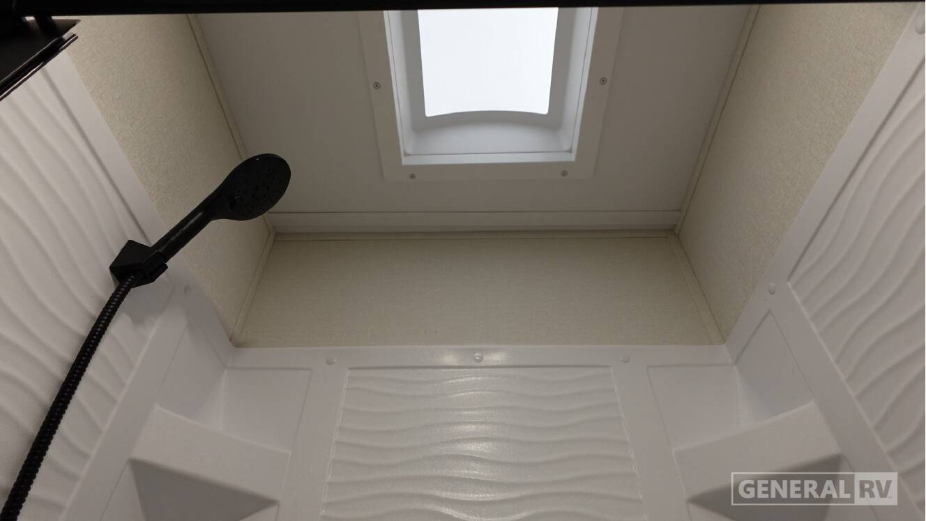 A photo of this 2026 Grand Design MOMENTUM 21G