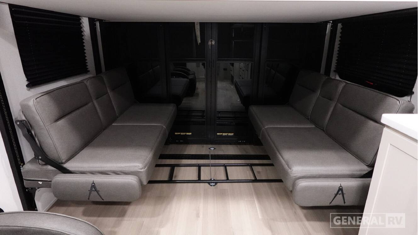 A photo of this 2026 Grand Design MOMENTUM 21G