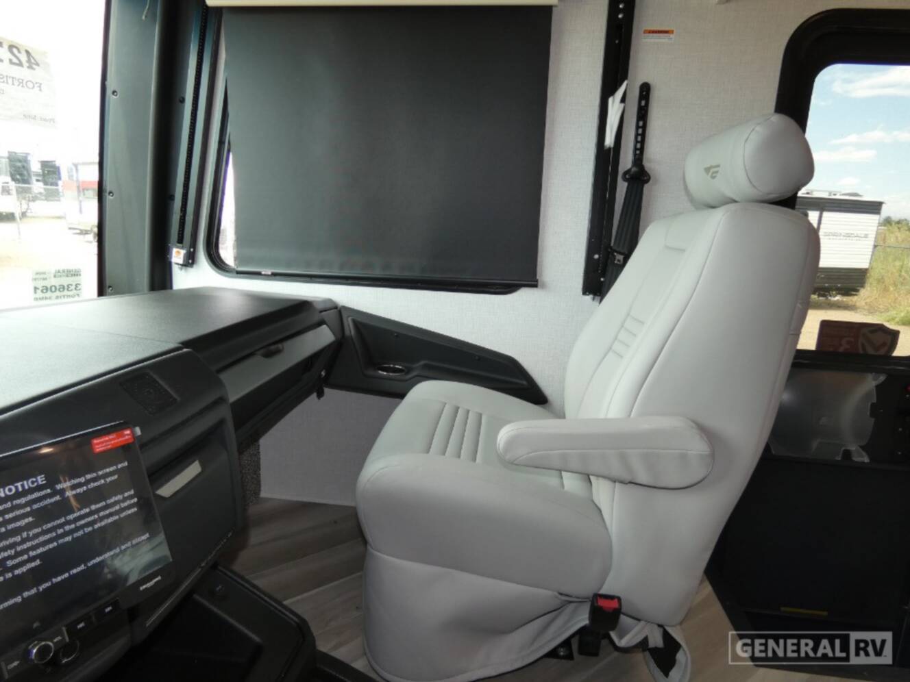 A photo of this 2026 Fleetwood FORTIS 34MB
