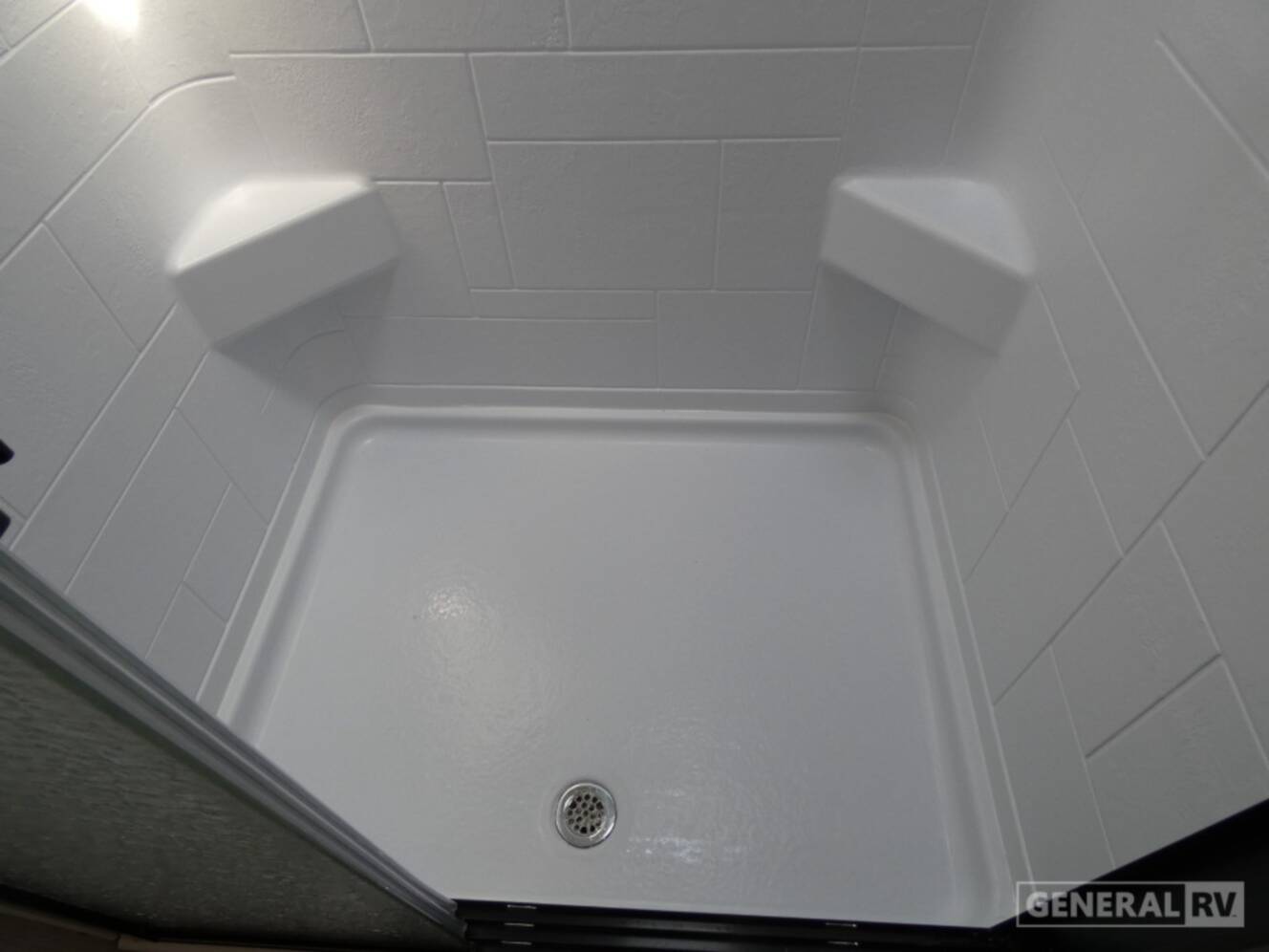 A photo of this 2026 Fleetwood FORTIS 34MB